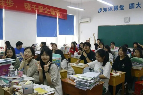 福州高三学生该去哪里复读？优秀学校位置