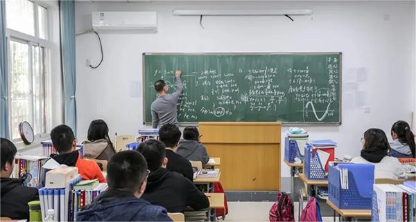 兰州市高中复读学校哪家好？介绍三家管理严格的学校