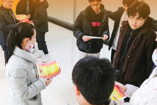 深圳高三复读可以去哪些学校读呢？注重全面发展学校