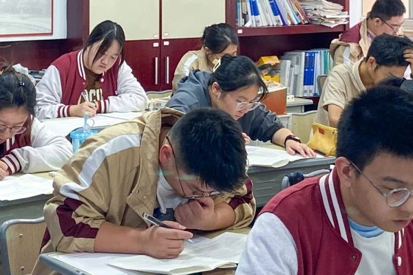 广州高复学校哪个好？推荐因材施教学校