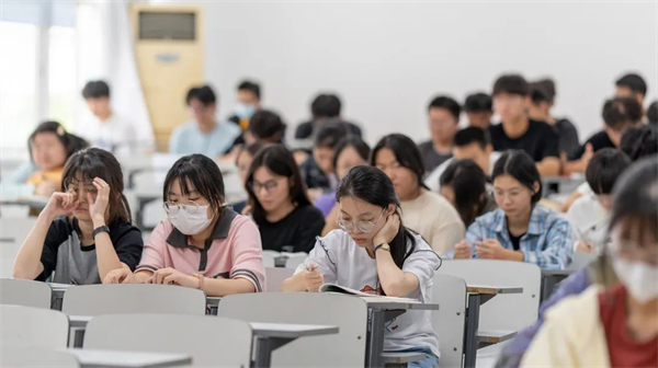 福州复读高三好的学校是哪个学校？环境氛围好的学校介绍