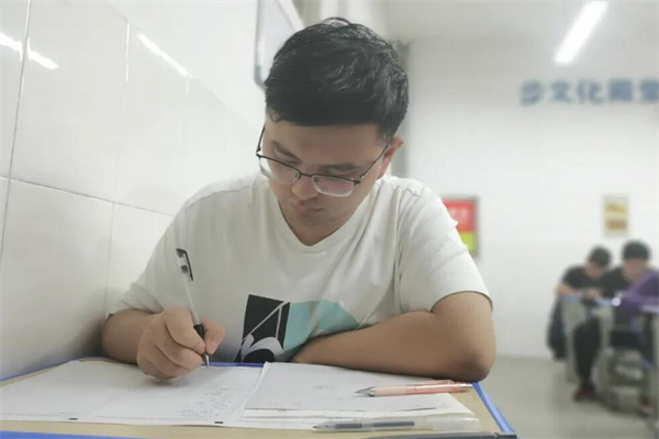 合肥高中复读班有哪些学校可以报？整理专业指导学校