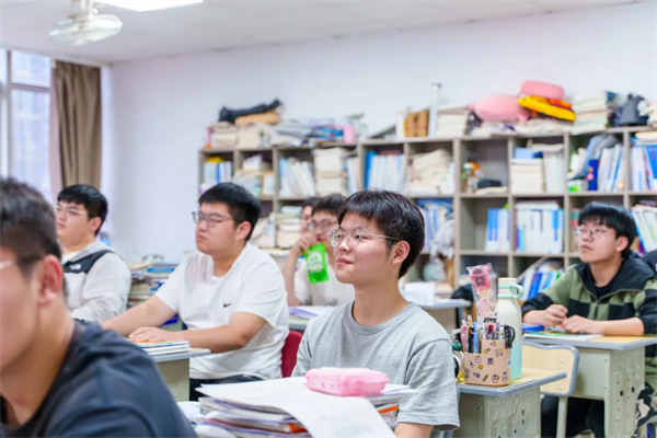 福州高考复读培训班有哪些？实地考察这3家