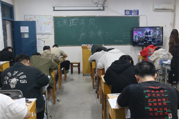 青岛高考复读学校哪里好？参考这3家学校