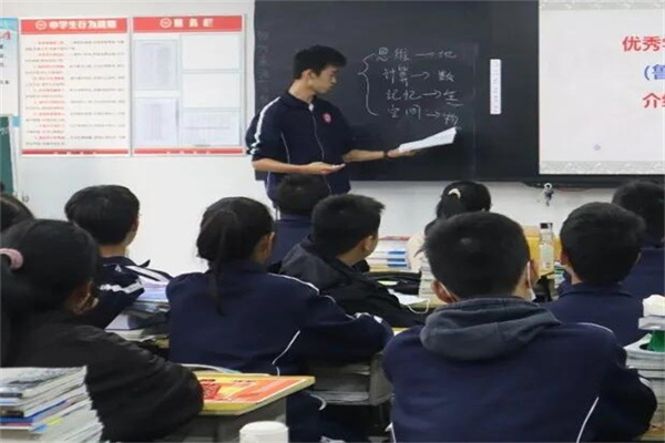 昆明高考复读哪个学校比较好一点？服务优质学校