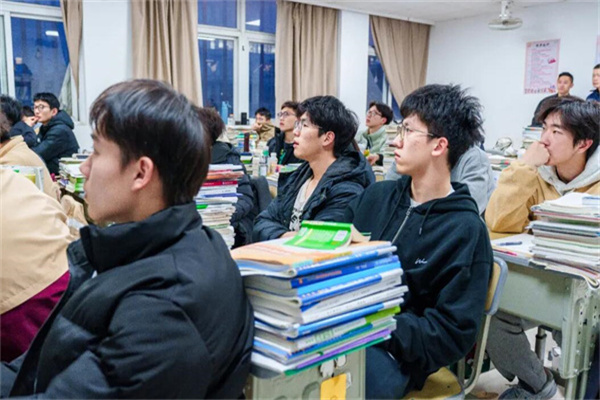 郑州高三复读培训机构有哪些学校？真题讲解学校