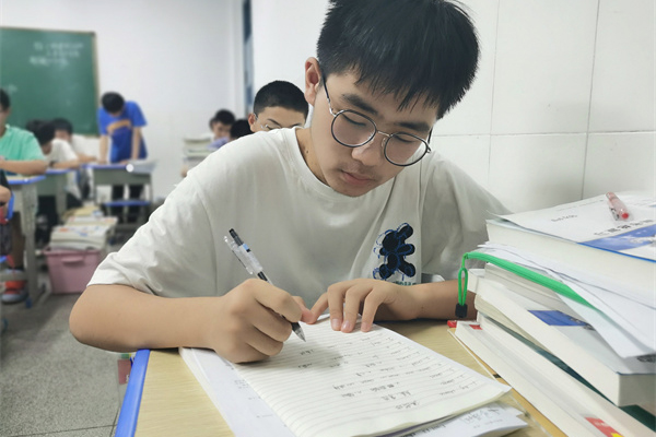 深圳高三复读学校排名榜，排行榜一览