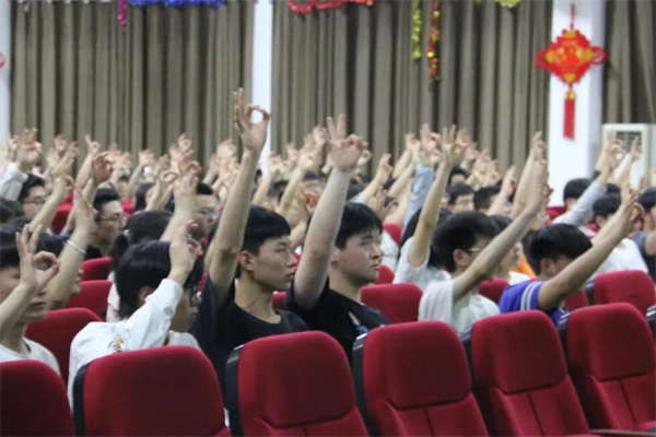 天津市高考复读班排名？名列前茅学校榜单