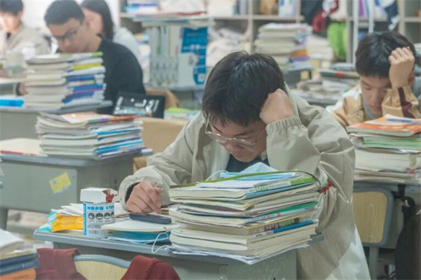 郑州高考复读学校排行榜前十名名单?标准化管理学校上榜