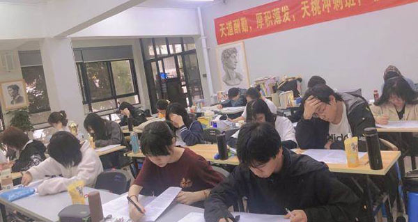 重庆市高中复读学校排名，口碑学校排行榜推荐