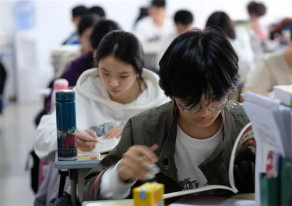 昆明市高考复读学校排名？课程全面学校介绍