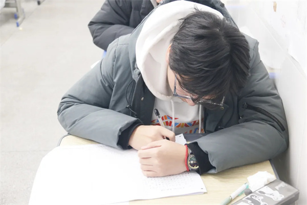 上海高复学校排名，靠谱学校上榜