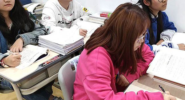 四川成都高三复读学校排名，好评学校排行榜