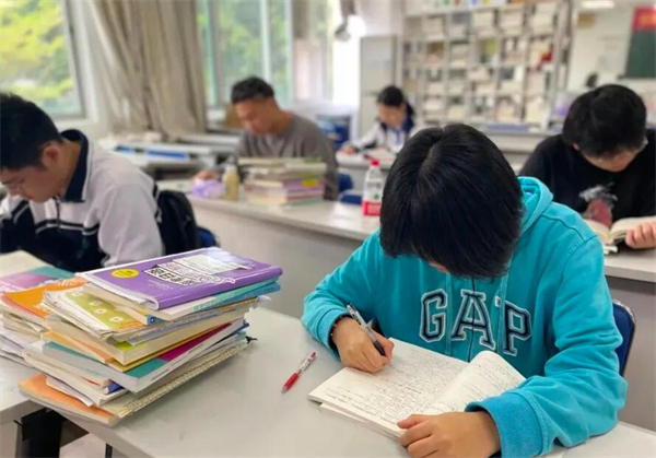 长沙高复有哪些学校可以上?参考这些学校