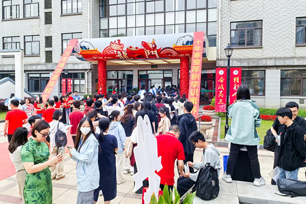 长沙市可以复读高三的学校，看完这10家再决定