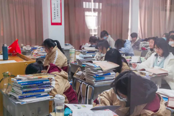 重庆艺考文化课集训学校哪里好点?实力学校位置