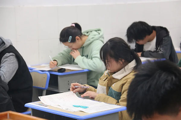 重庆艺术生文化课培训哪家机构好？三大机构速览