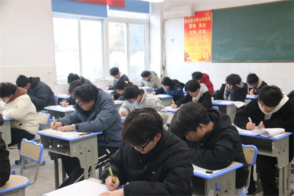 重庆艺考生文化课辅导机构有哪些？盘点科学教学机构