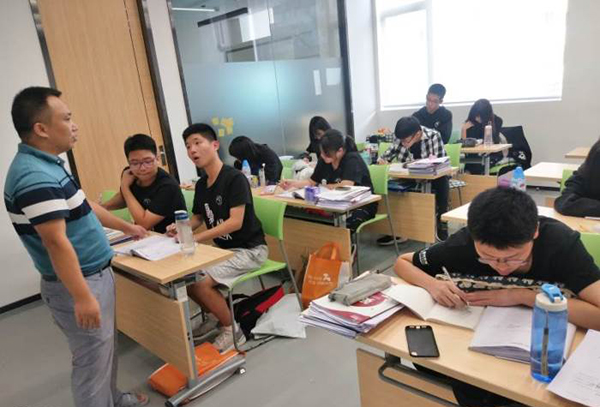 珠海港澳台联考培训机构哪家好一点啊？靠谱学校推荐