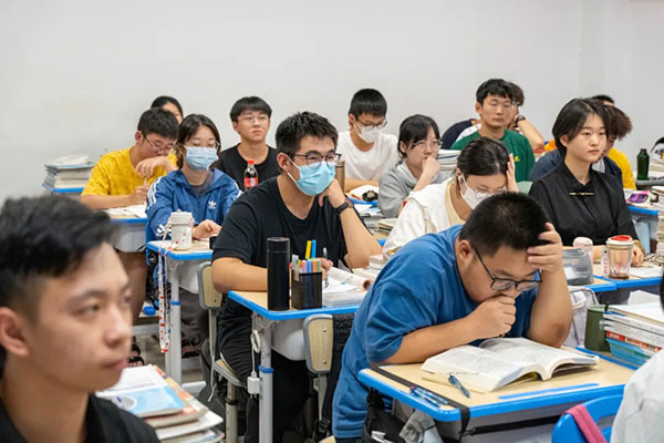 成都艺考文化课辅导机构排名榜前三名？强推！