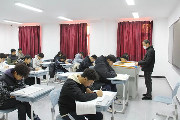 合肥高三复读机构哪个好一点呢？优选师资优质机构