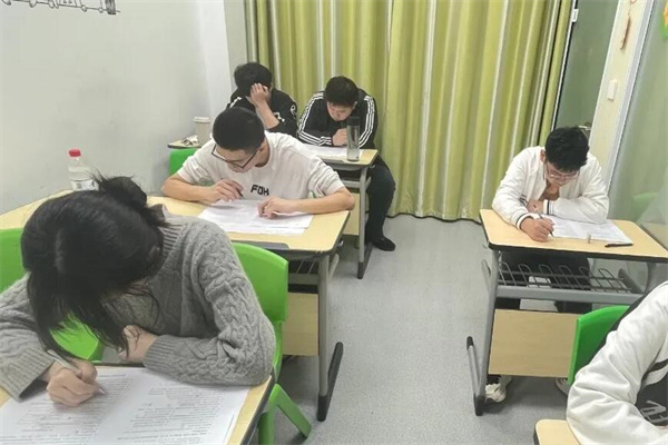 杭州高三复读有哪些地方可以报名?这三家不错