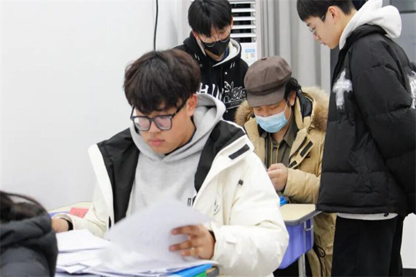 杭州辅导高三复读班有哪些学校？这8所评价好