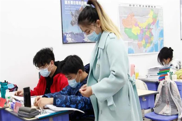 杭州艺考文化课集训学校哪里好一点?这三家不错