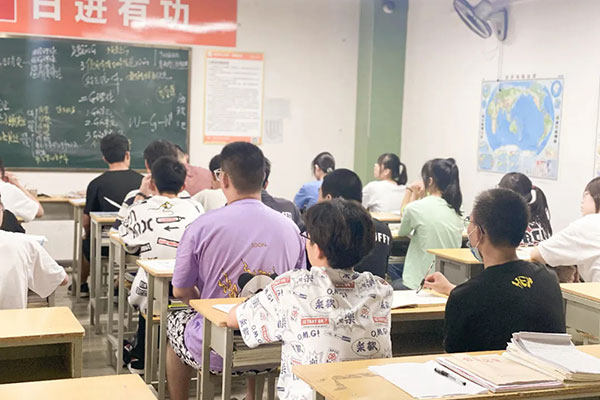 天津市高考复读学校有哪些地方？全日制学校地址