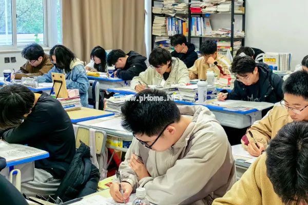 广州艺考生文化培训哪里好点?好评地方推荐