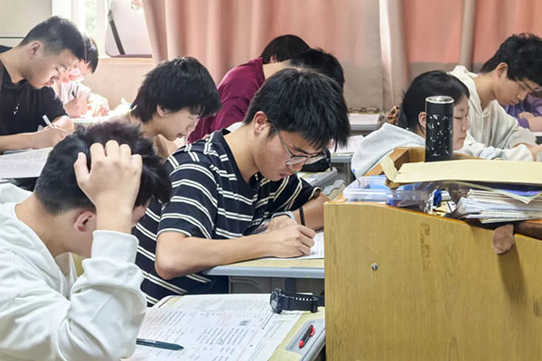 西安艺考生文化课培训机构哪家好一点？介绍实力雄厚机构