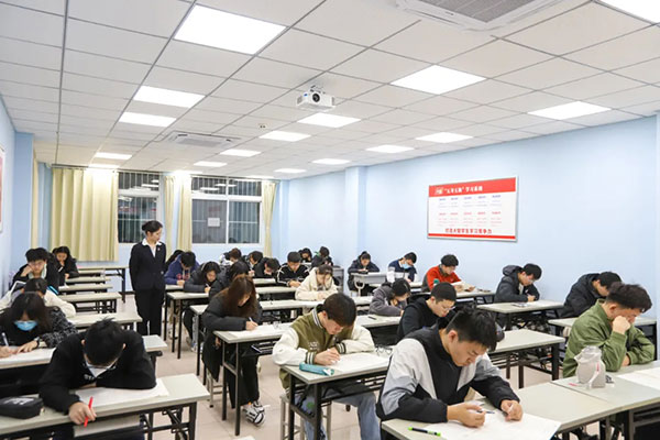 唐山高复班哪个培训机构好？优选科学管理机构