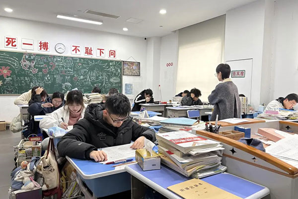 青岛高考补课机构哪里有？三大机构位置