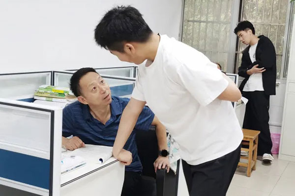 南京高中一对一辅导哪个培训机构好？一文深入答疑