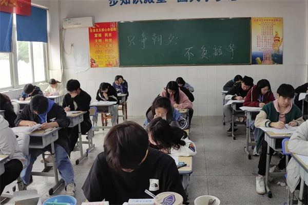 哈尔滨高三封闭式培训机构排名，定制化教学机构榜单