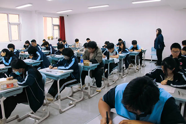 重庆高三一对一辅导哪家好？师资强机构