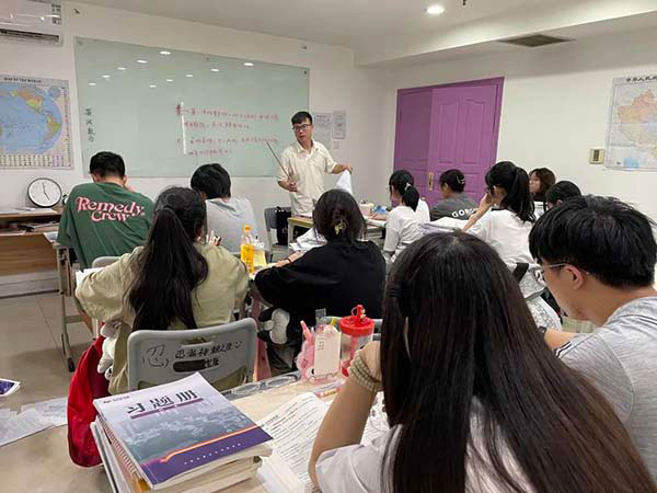 贵阳艺考培训机构哪家好一点？正规集训机构推荐