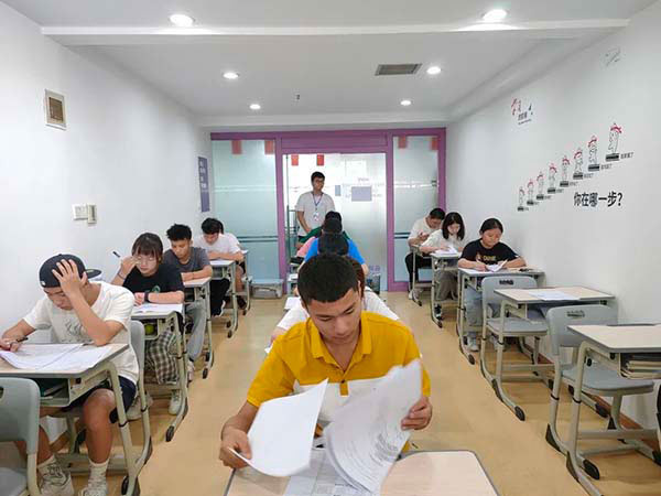 上海艺考学校有哪些？推荐规范管理学校