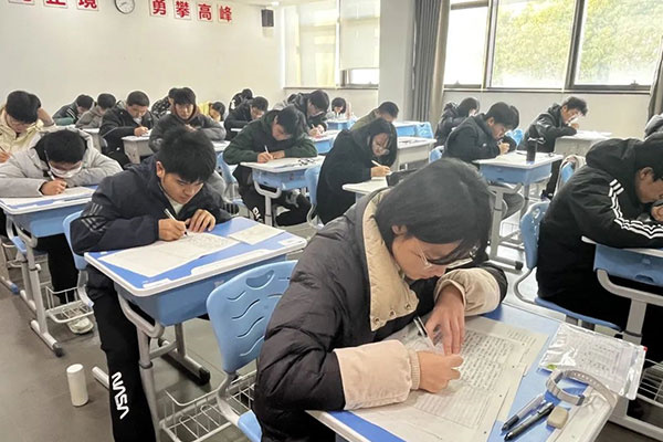 江苏南通高三复读班排名一览表?全封闭学校