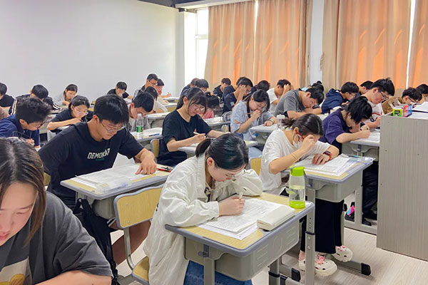 杭州艺考文化课集训机构排名？前三名机构一览