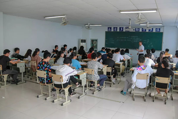 成都高中复读学校排名榜？前三名上榜