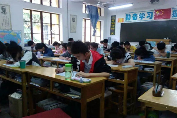 成都艺术生文化课集训地点在哪？位置信息参考