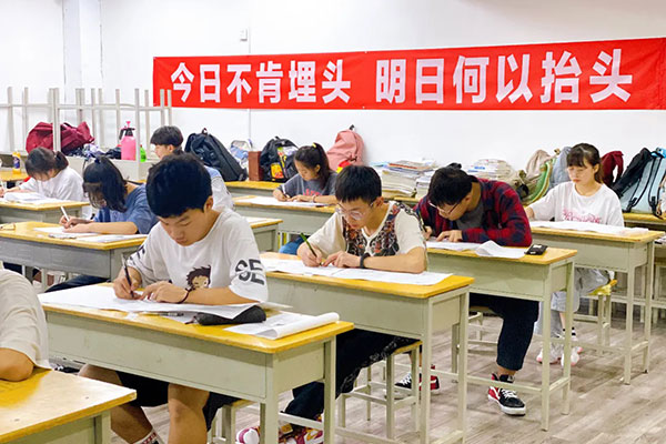 北京高三复读的学校在哪些地方?规范管理学校地址