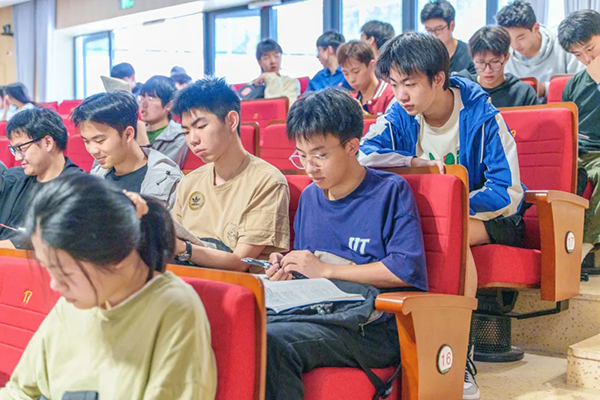 太原正规高三复读学校排名表，榜单前5