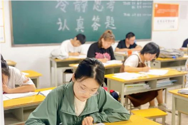 太原高考复读哪个学校比较好？这7家口碑好
