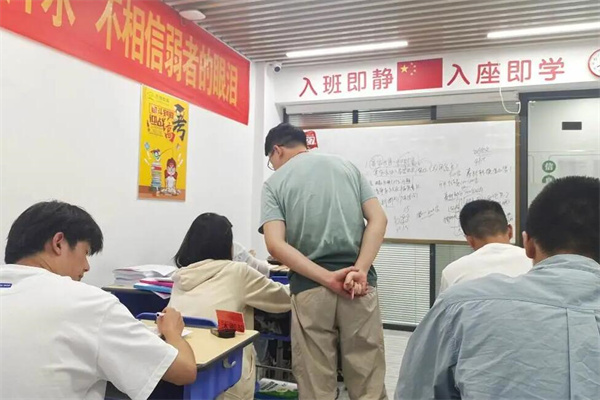 武汉高考复读学校排名一览表，师资雄厚学校上榜