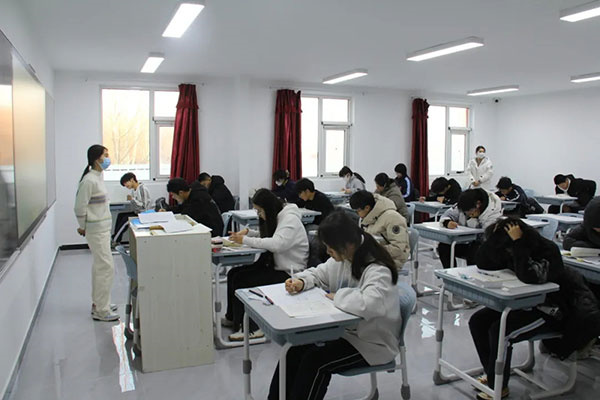 广州高考复读辅导班有哪些地方？氛围浓厚学校