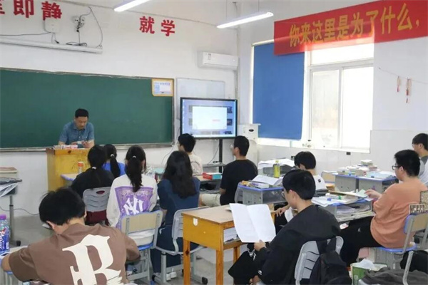 杭州艺考文化课培训学校排名前三的有哪些?高效提分学校上榜