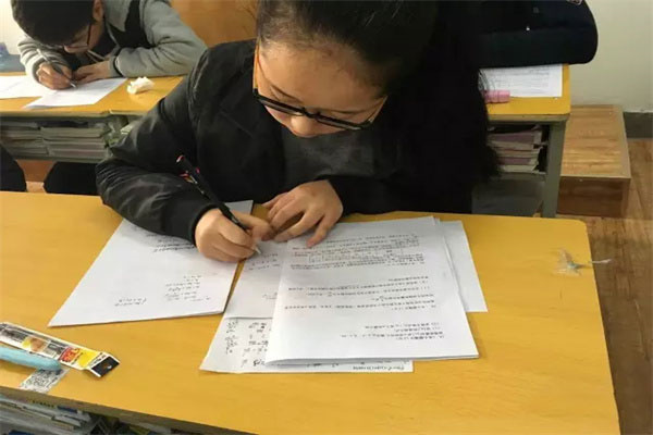 郑州艺考文化课集训班哪里比较好一点?整理明星师资机构